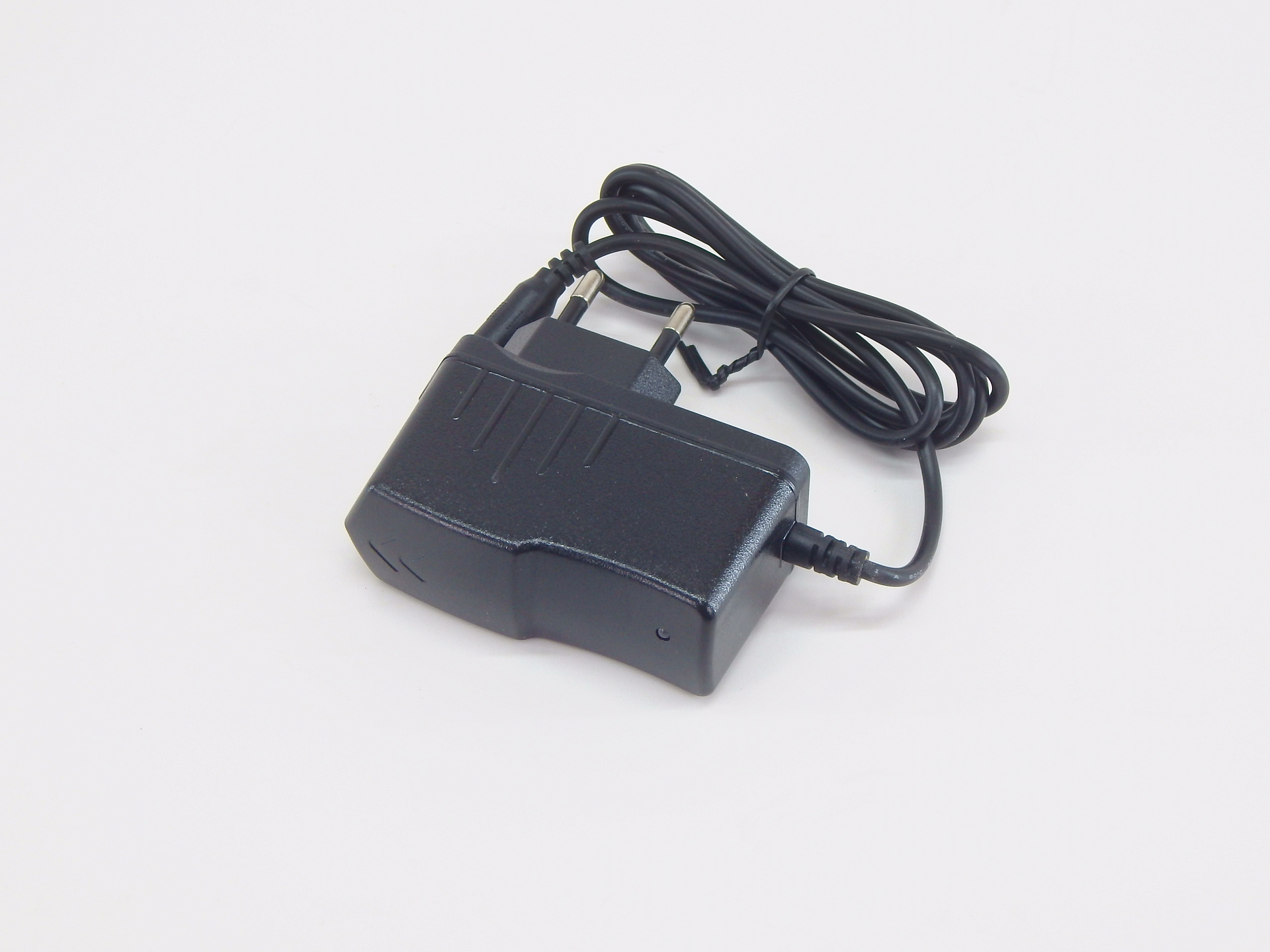 Зарядное устройство HB-084050 для тележек CW 8,4V/0,5A (Charger) горизонтальное купить
