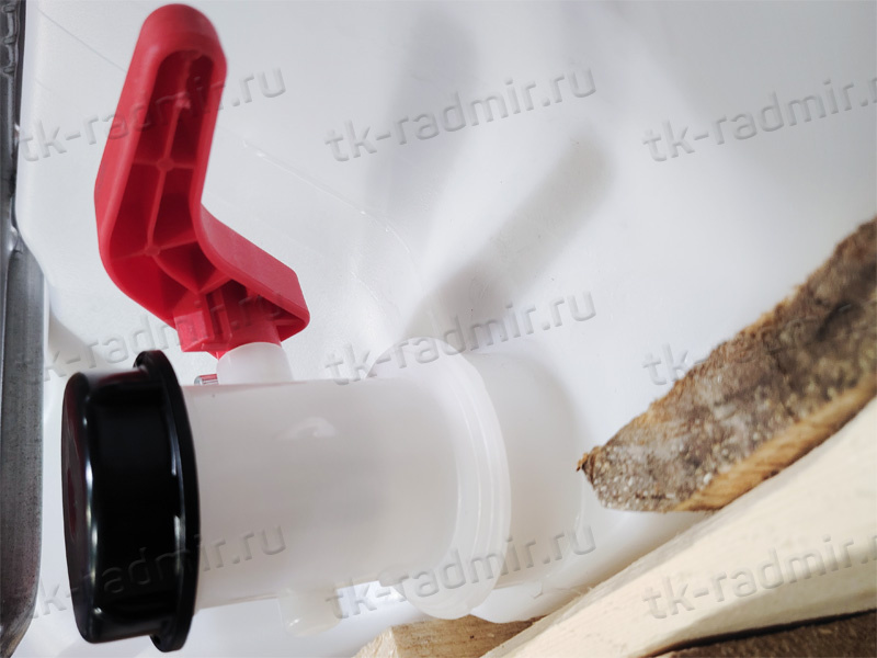 Емкость 1000л. кубическая, с краном, на деревянном поддоне  натуральный