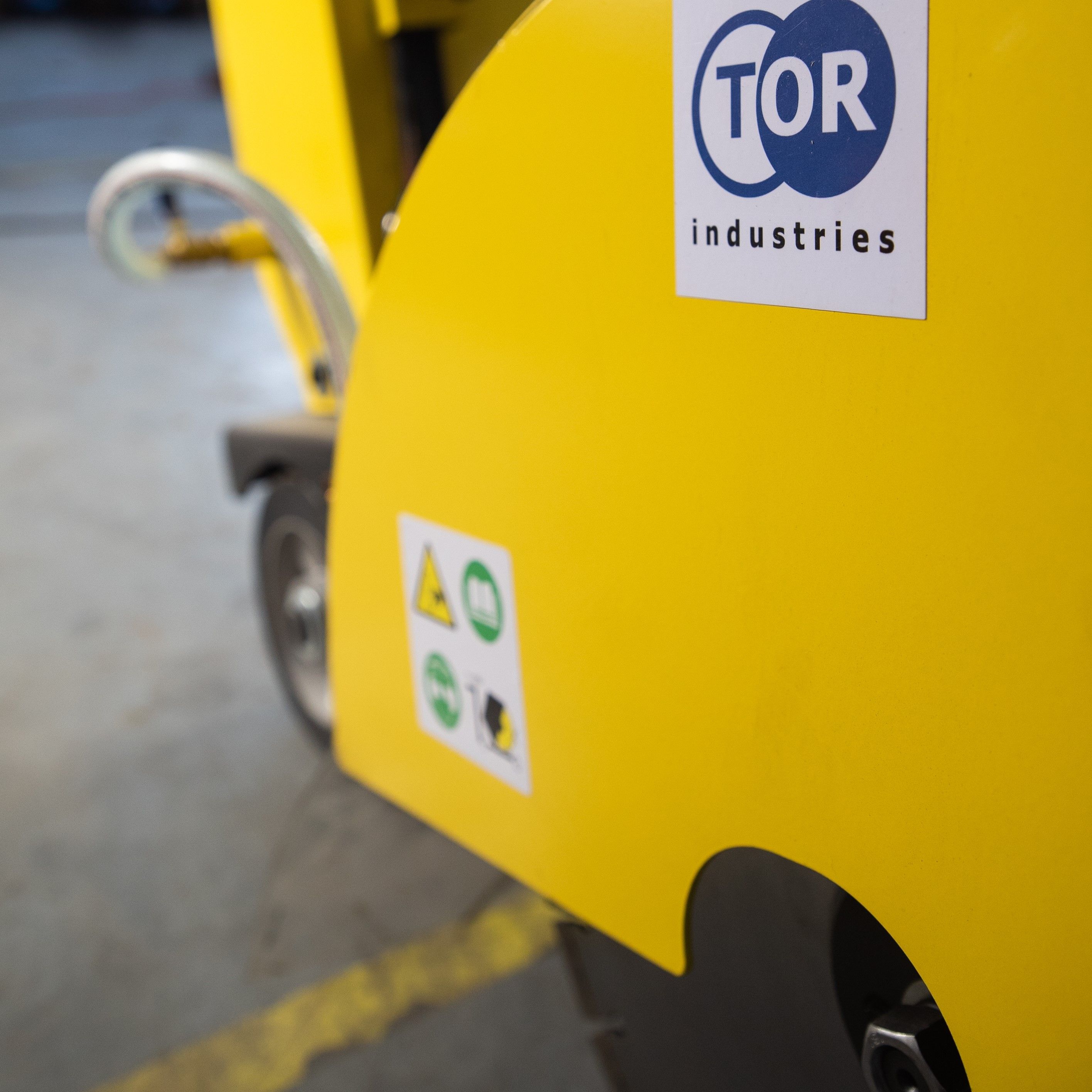 Швонарезчик бензиновый (Loncin) TOR CC-400 PRO купить