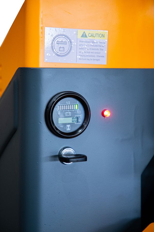 Тележка электрическая 2000 кг 1150 мм XILIN CBD20W-EC с весами 24/105 В/Ач купить