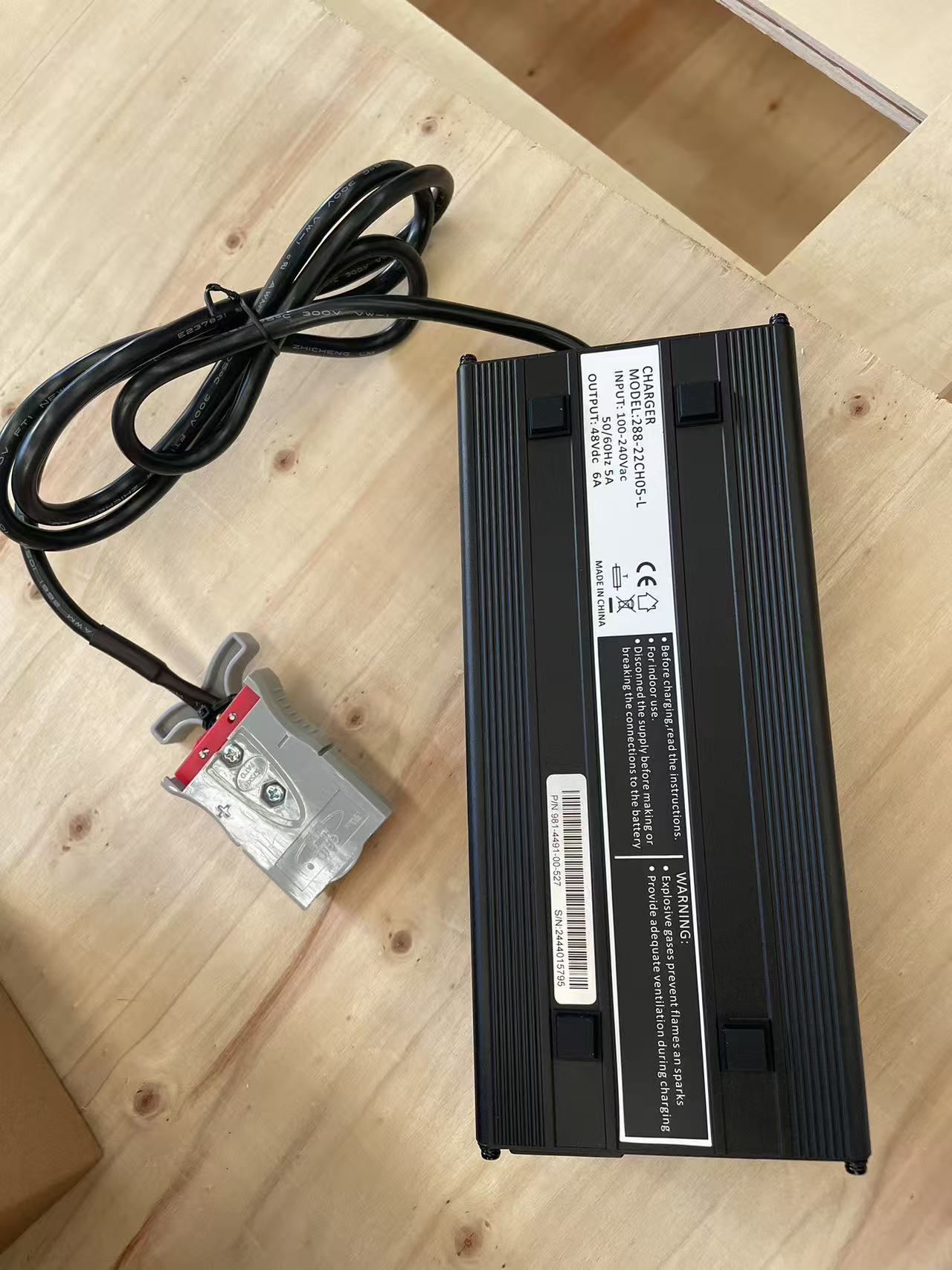 Зарядное устройство для тележек CBD20W-II 48/5A (Charger) купить