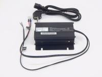 Зарядное устройство для тележек EHLS1000N\1500N 12V/8A (Charger)