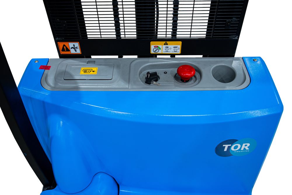 Штабелер самоходный 1,5 т 2,5 м TOR WS15H-2500SC PRO Li-ion 24/60 В/Ач контр. скорости подъема купить