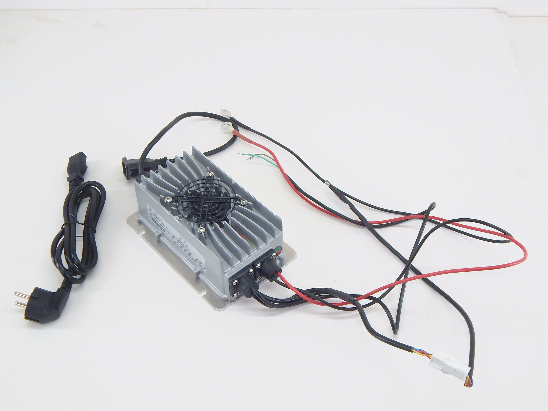 Зарядное устройство для штабелёров WS/IWS 24V/15A (Charger) купить